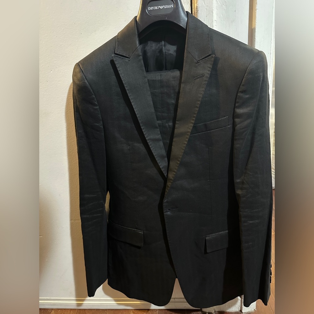 Emporio Armani Skinny Black Suit - 34